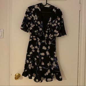 Nasty Gal Dresses - Floral print dress with cutout Nasty Gal Dresses - Floral print dress with cutout
